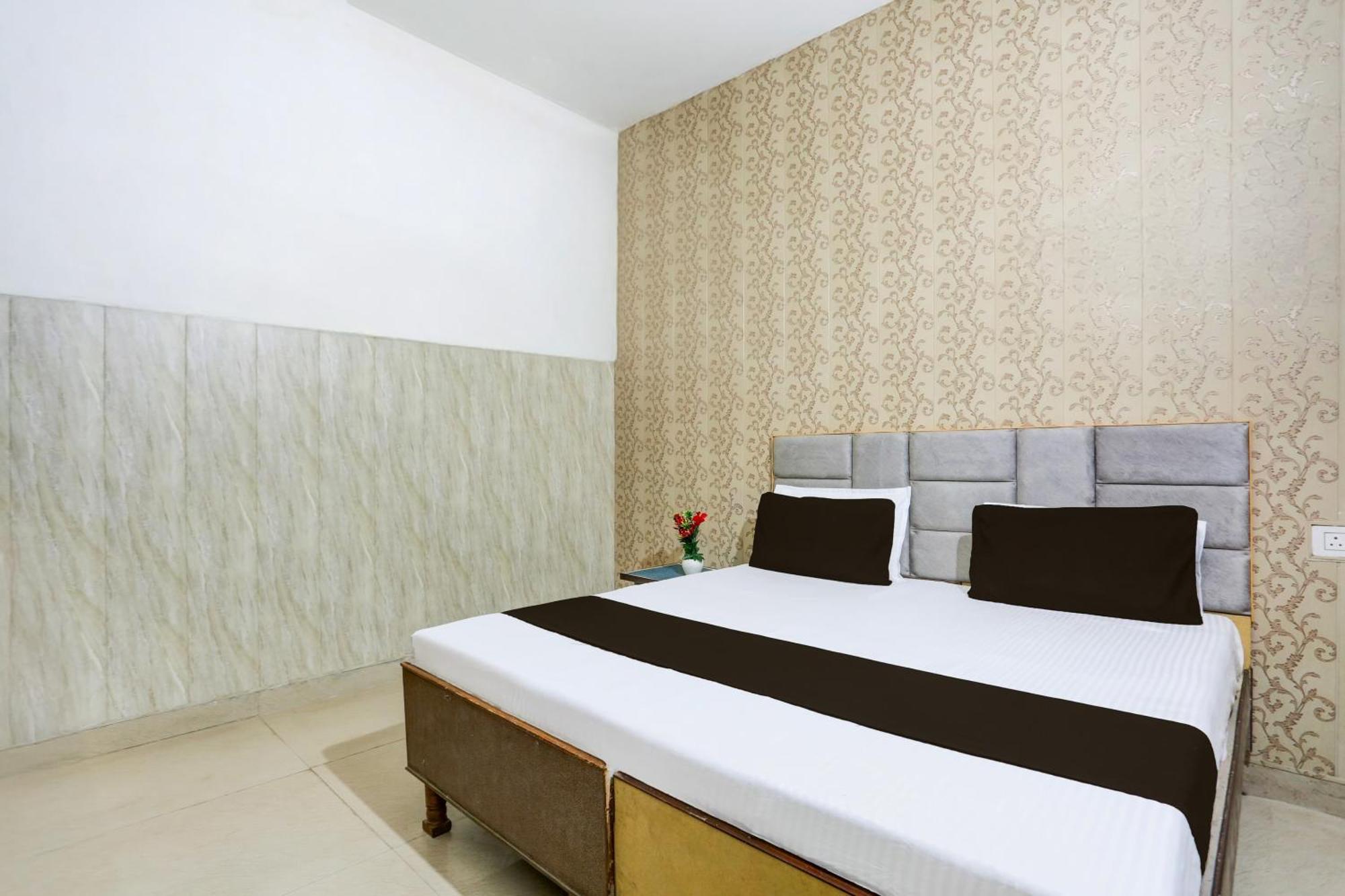 Hotel O Vk Palace Agra  Ngoại thất bức ảnh