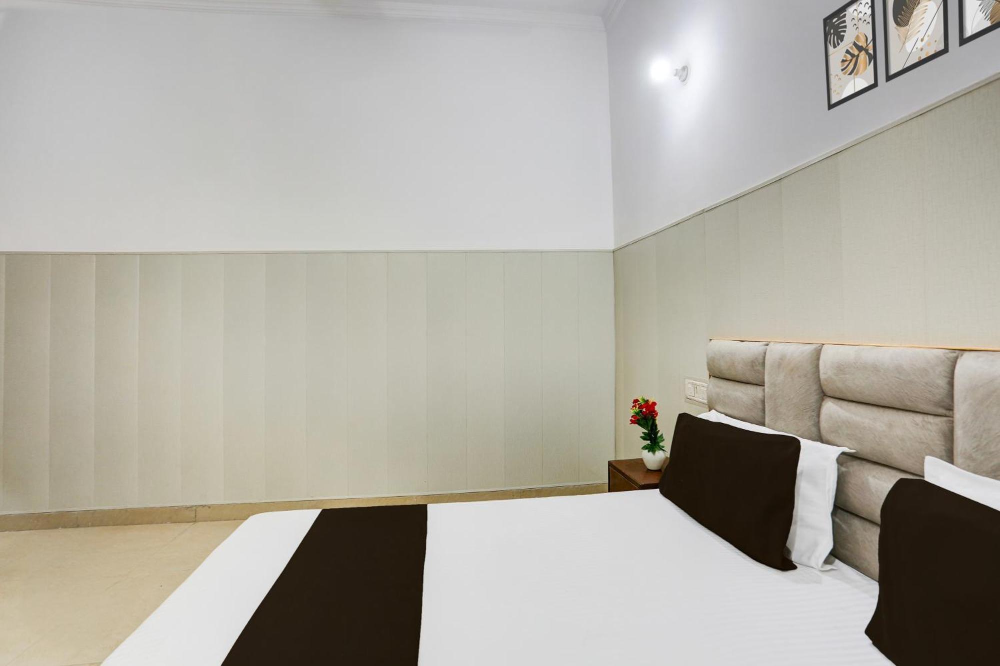 Hotel O Vk Palace Agra  Ngoại thất bức ảnh